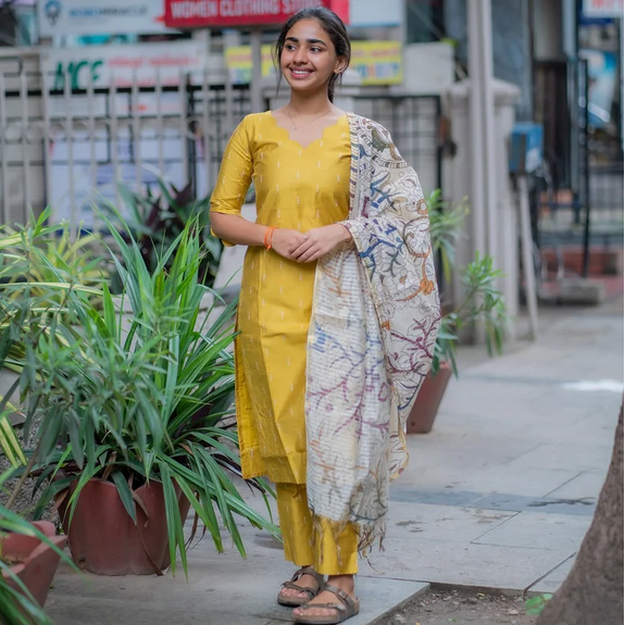 Screenshot 2026-04-11 at 12-20-15 KURTA PANT DUPATTA FULL SET (WITH LINING) – Diya Clothing